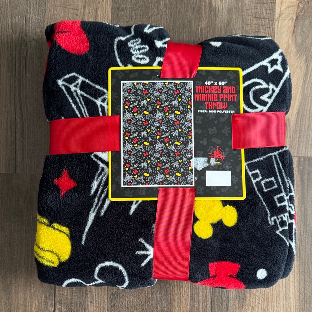 Disney Parks Mickey and Minnie Print Throw Blanket